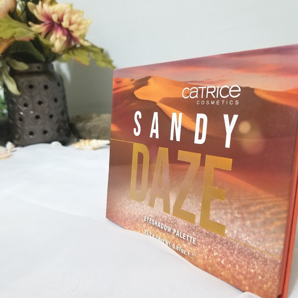 Sandy Daze Catrice Cosmetics eyeshadow palette - Picture 2 of 2